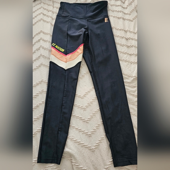 PE Nation Momentum Legging - Picture 3 of 4
